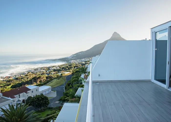 Bella Vista Camps Bay - Apt With Ocean Views