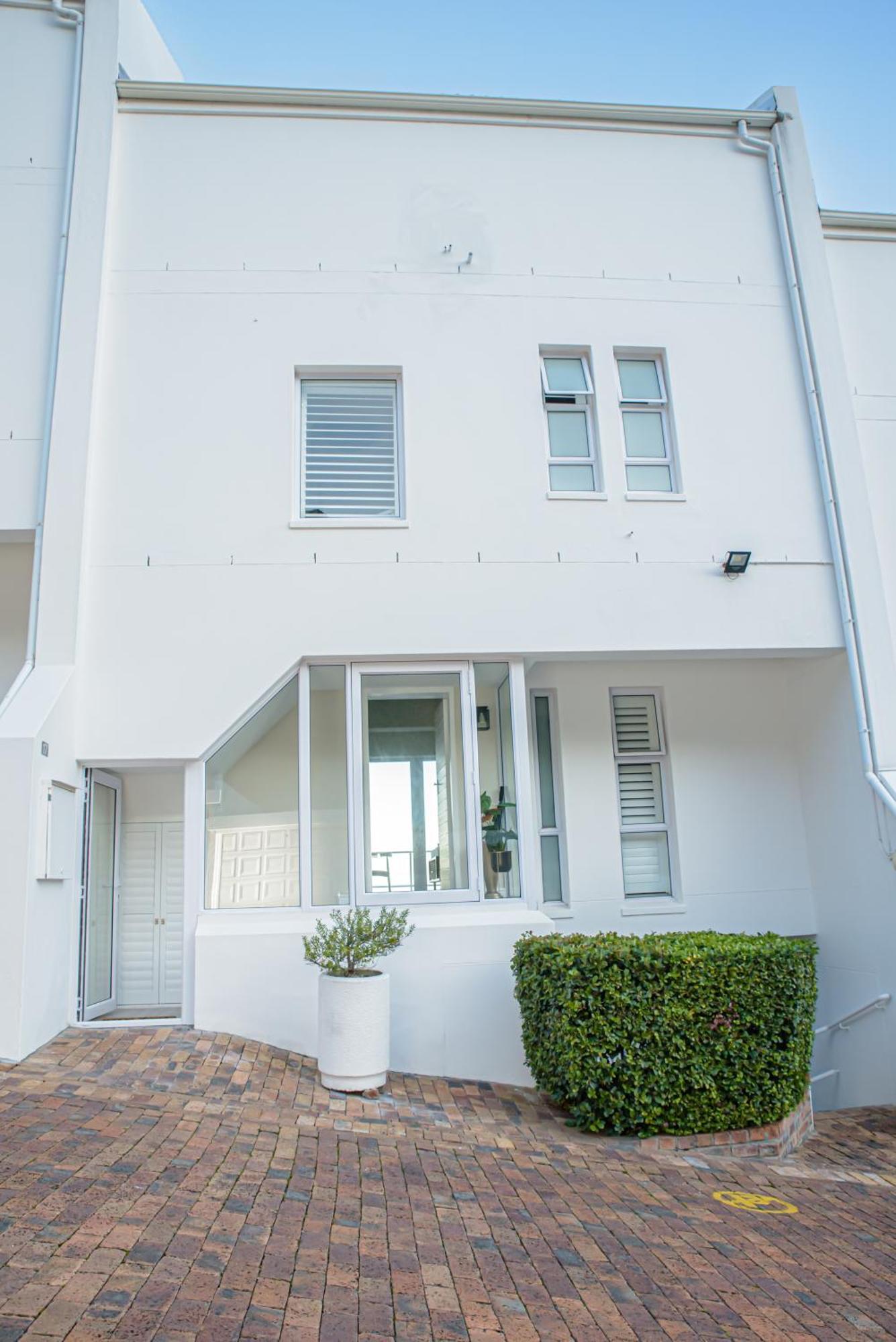 Apartment Bella Vista Camps Bay - With Ocean Views *