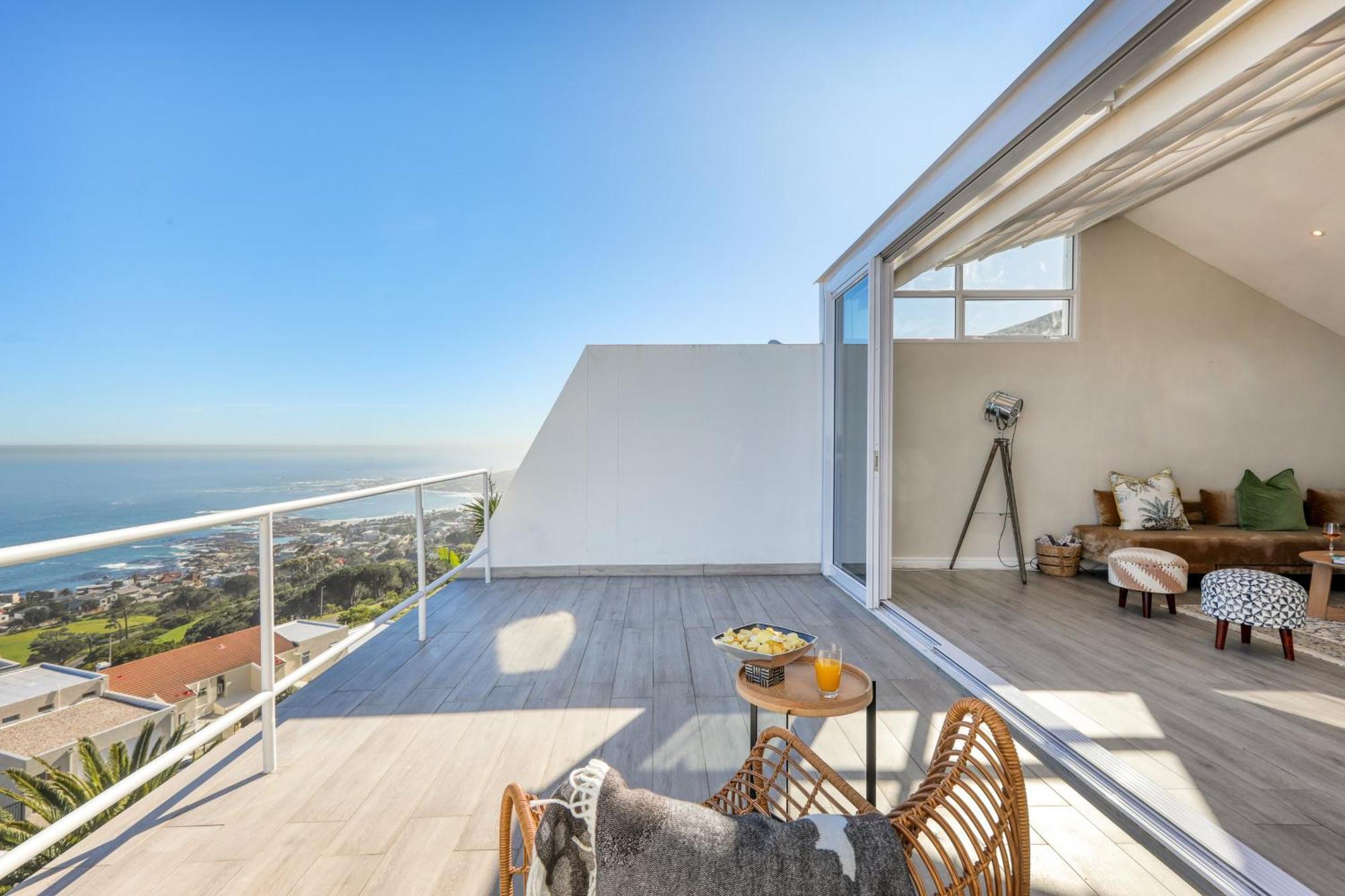 Bella Vista Camps Bay - With Ocean Views