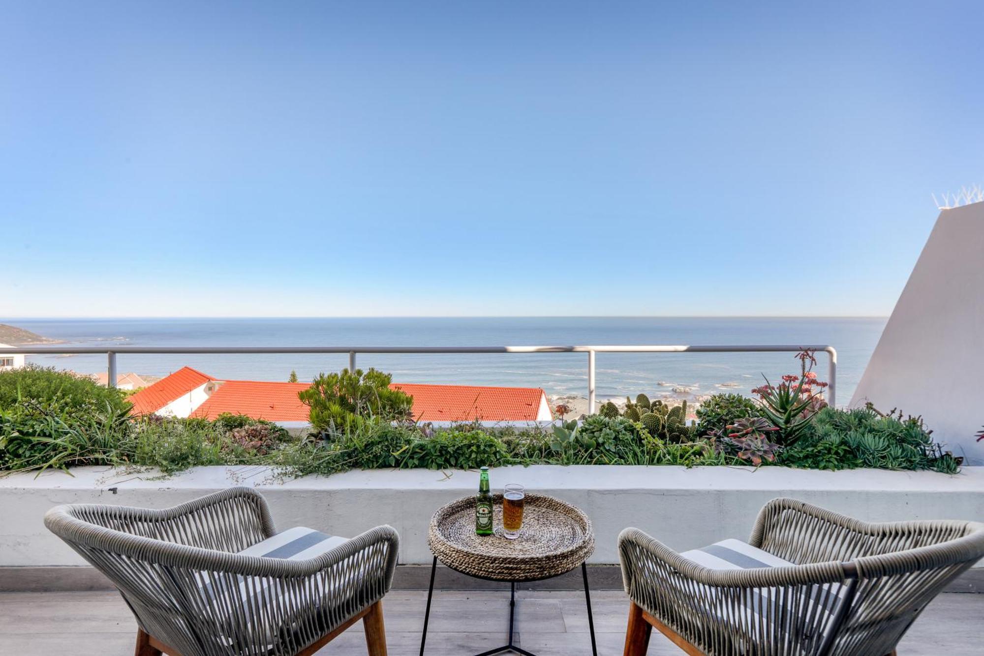 Bella Vista Camps Bay - With Ocean Views * Kapstadt